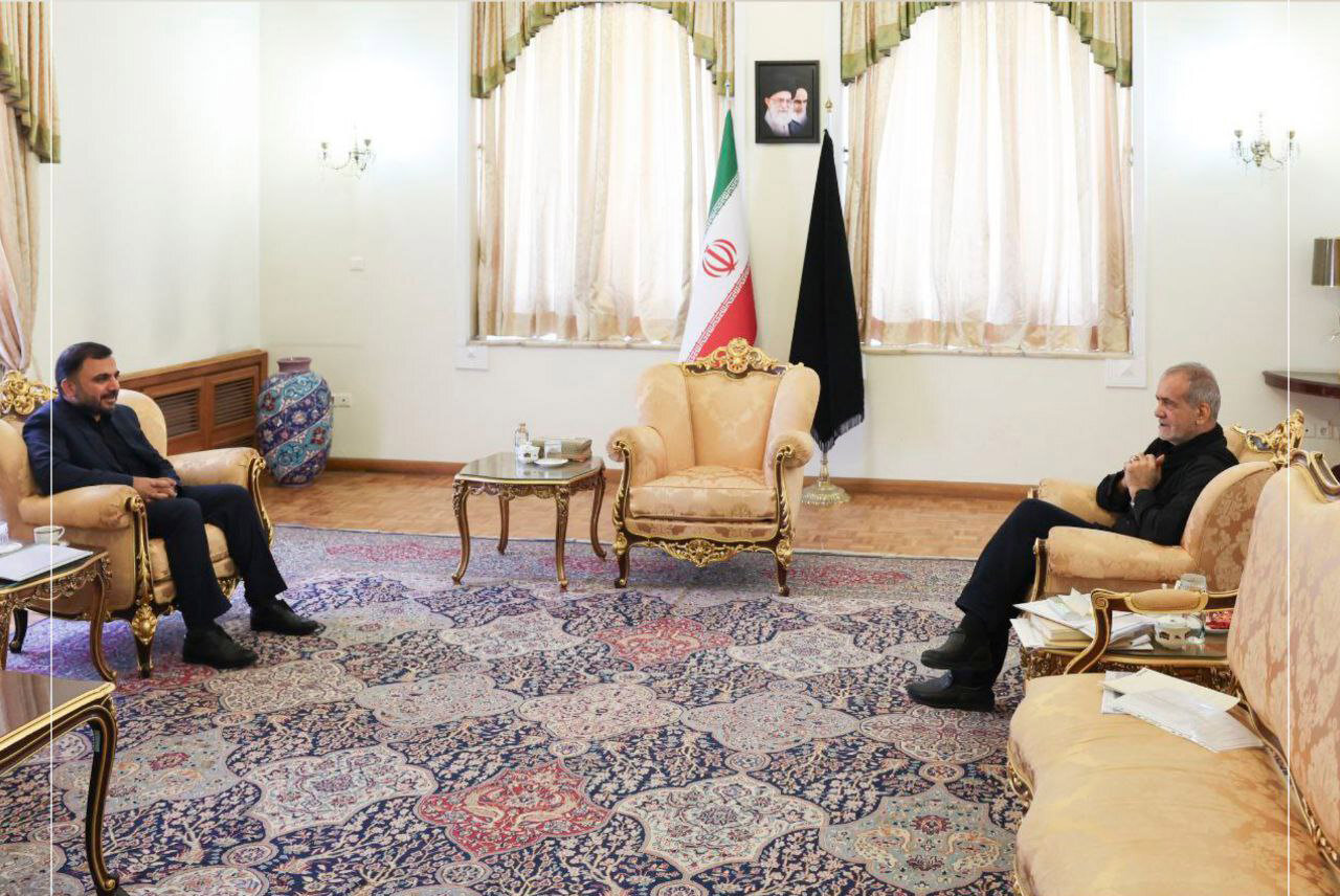 دیدار وزیر اطلاعات و ارتباطات با رئیس جمهور منتخب پزشکیان | جزئیات و تصاویر