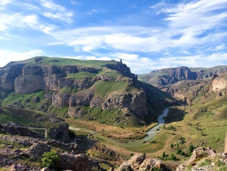 کاوه آهنگر اینجا ضحاک ماردوش را شکست داد + فیلم