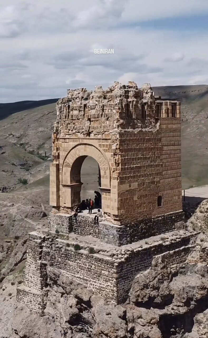 کاوه آهنگر اینجا ضحاک ماردوش را شکست داد + فیلم