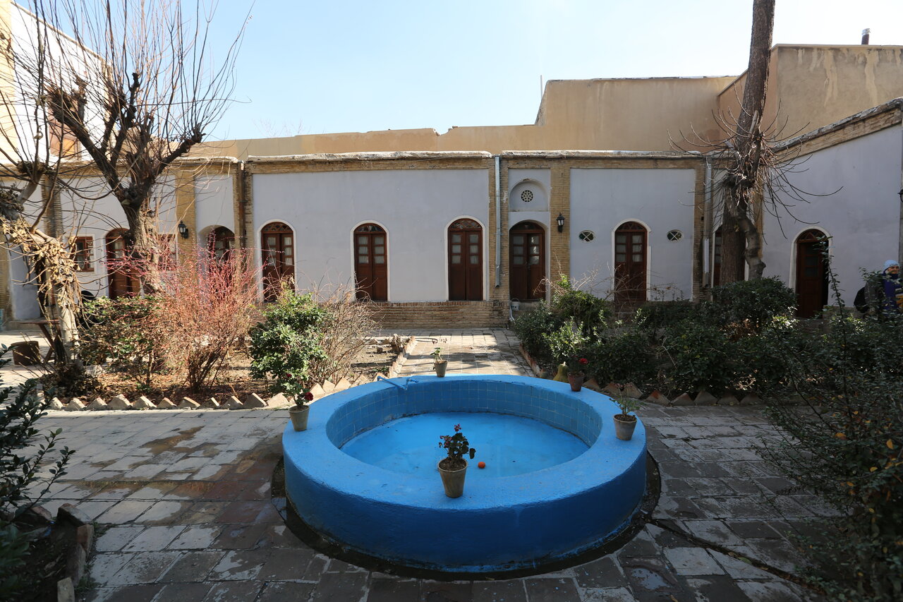 بازدید از اولین خانه ۳ طبقه پایتخت