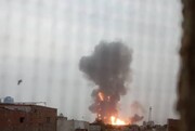 دود آسمان بندر الحدیده را فرا گرفت ؛ پاسخ اسرائیل به حملات اخیر یمن | تصویر ماهواره‌ای از آتش‌سوزی مخازن نفت