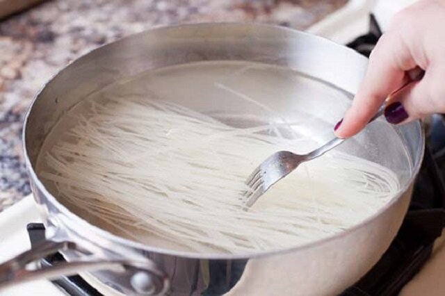 ۴ روش آسان و خوشمزه برای درست کردن فالوده شیرازی خوشمزه در تابستان گرم