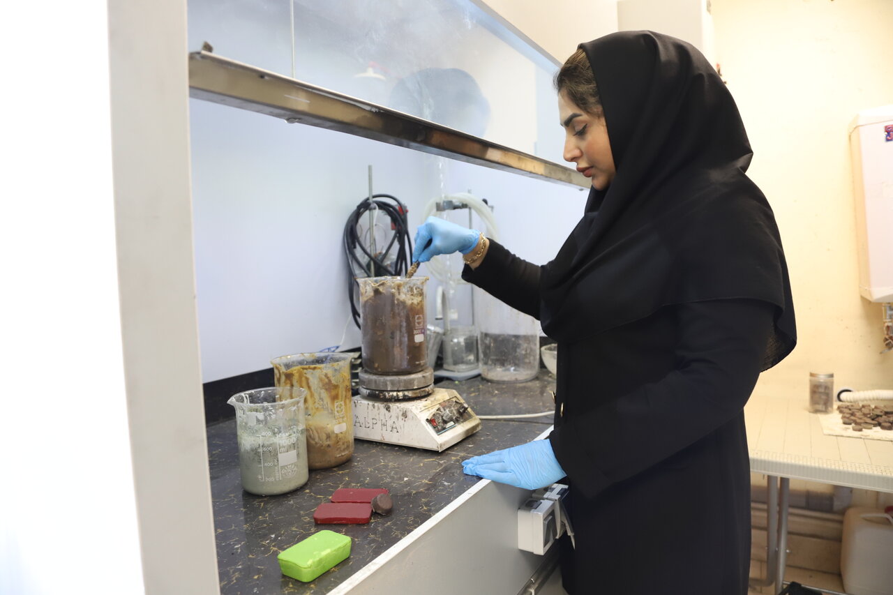 پلاستیک را تبدیل به سوخت کردم