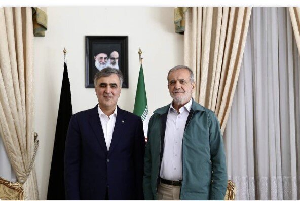 تیپ جدید مسعود پزشکیان + عکس