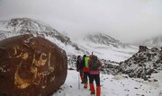 برف تابستانی در قطعه‌ای از استان فارس | ویدئو