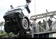 گیر کردن کمپرسی کامیون به پل عابر پیاده در تبریز! | ویدئو