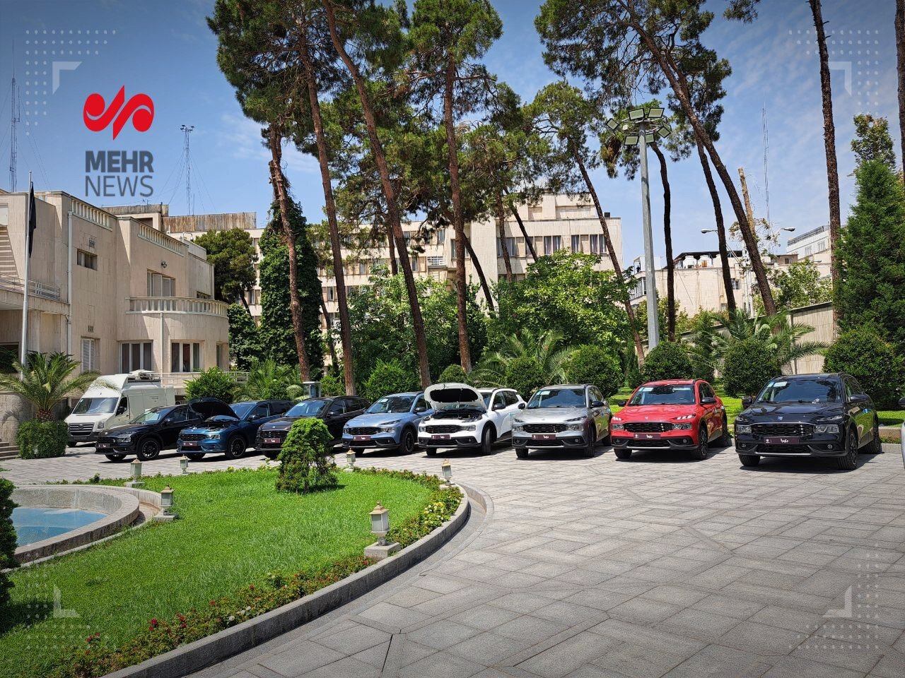 رونمایی از خودرو جدید ریرا محصول جدید ایران خودرو + تصاویر | ۱۰ رنگ مختلف ریرا را ببینید