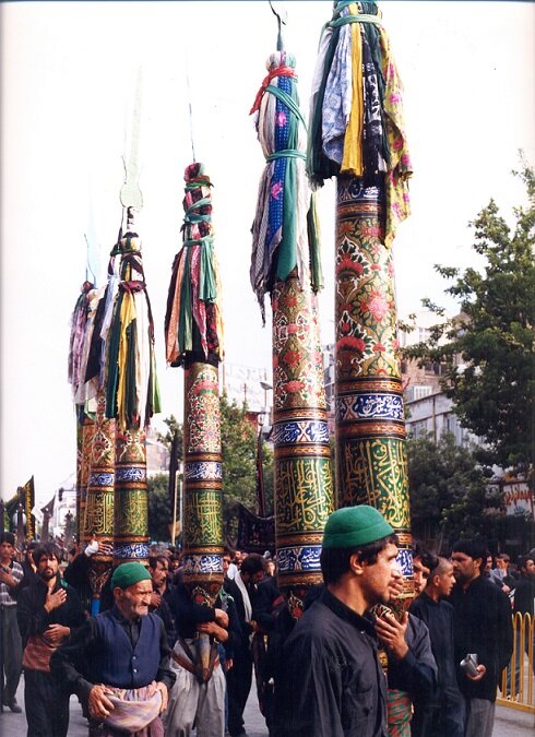 آیین های عزاداری محرم در استان ها | علم گردانی در نیشابور + ببینید