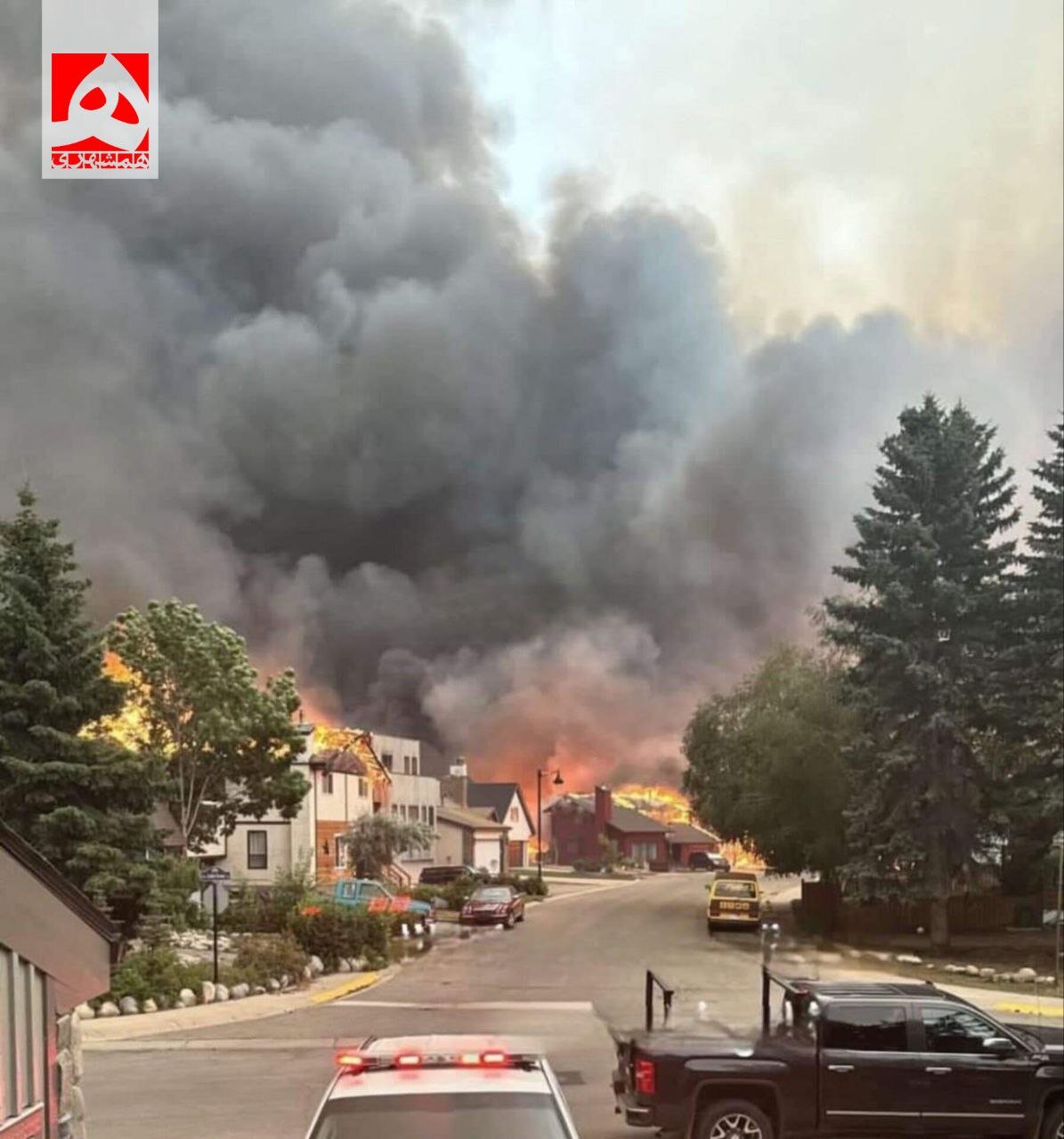 آتش‌سوزی مهیب در یک شهر گردشگری در کانادا | ویدئو