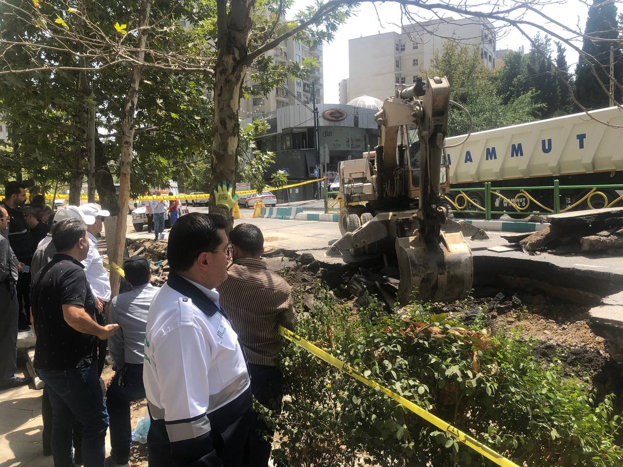 تامین ۶۳ درصد آب شرب کشور از منابع زیرزمینی | دو برابر جهان از سفرههای زیرزمینی برداشت میکنیم | بحران فرونشست زمین از مرحله بسیار پرخطر عبور کرد