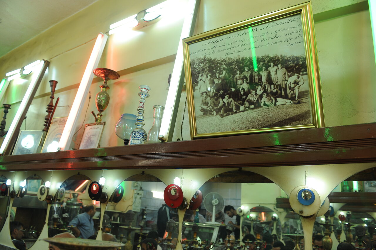 رسم ماندگار جوانمردی در قهوهخانه وطن