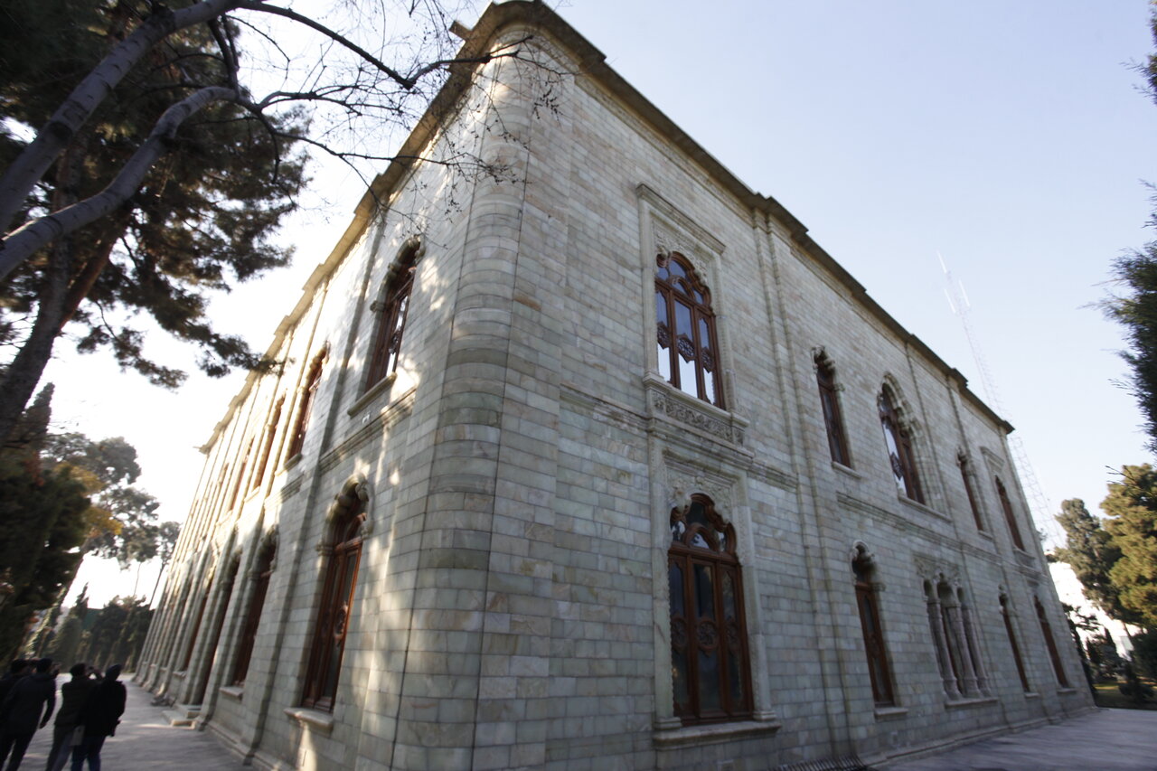 گشت و گذار در کاخ قاجاری مرمر