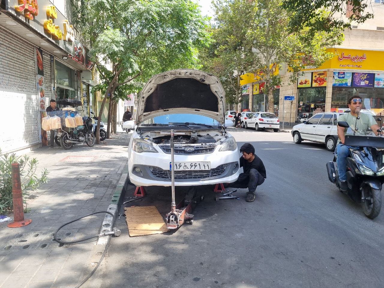 حال و هوای بچه هایی که تابستان مشغول حرفه آموزی اند | بیکار نخواهیم ماند