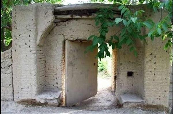 درب سنگی این باغ ها یک تن وزن دارد + فیلم