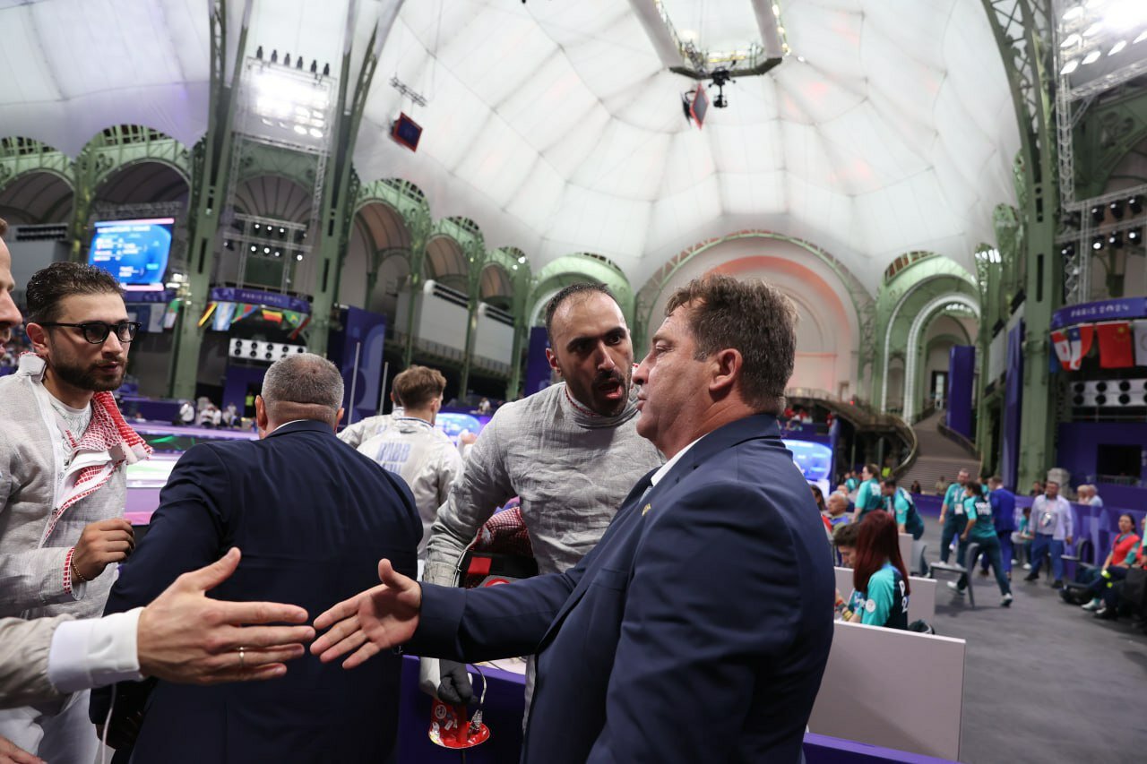 شمشیربازان سابر ایران به فینال المپیک نرسیدند | اعتراض و ناراحتی سابریست های ایران در بازی با مجارستان در نیمه نهایی المپیک | عکس و فیلم