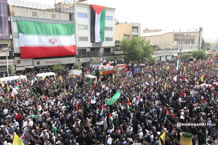 تشییع پیکر شهید «اسماعیل هنیه» بر دستان مردم تهران