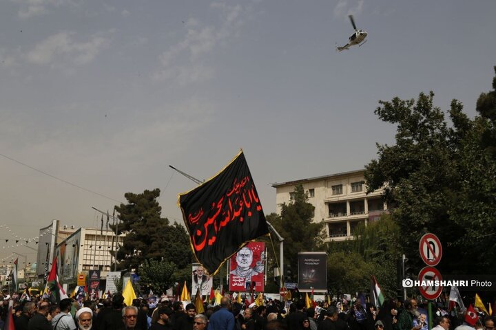 تشییع پیکر شهید «اسماعیل هنیه» بر دستان مردم تهران -2