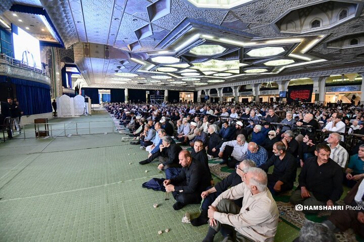 خطبه های نماز جمعه تهران |تصاویر