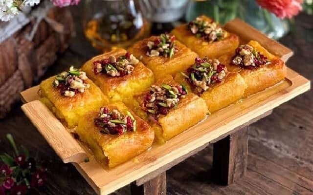 طرز تهیه کوکو شیرین مشهدی | با این ترفند کوکو بوی تخم مرغ نمی‌گیرد