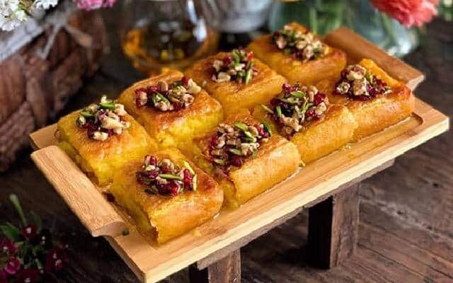 طرز تهیه کوکو شیرین مشهدی | با این ترفند کوکو بوی تخم مرغ نمیگیرد