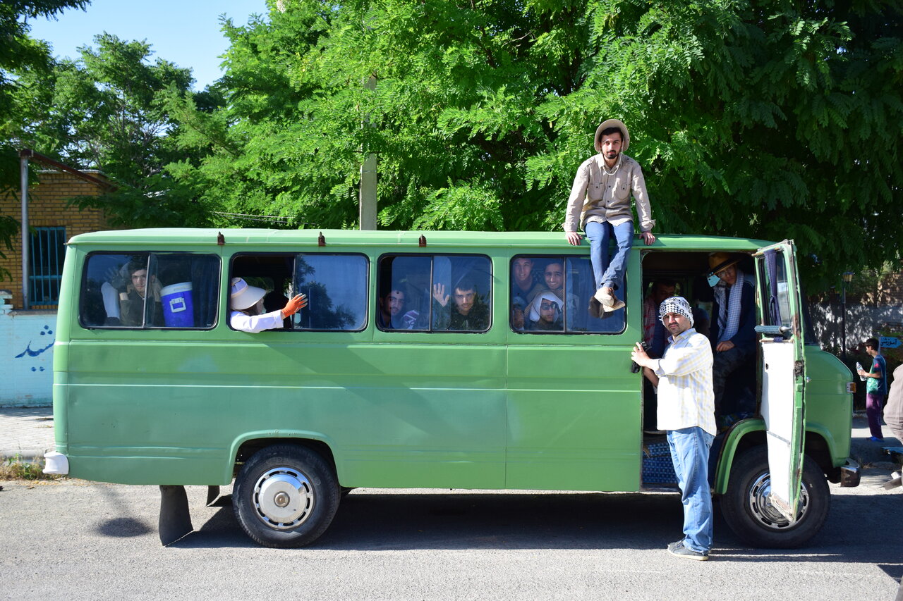 دهه هشتادیها علیه محرومیت | روایت نوجوانانی که تابستان خود را در اردوهای جهادی می گذرانند