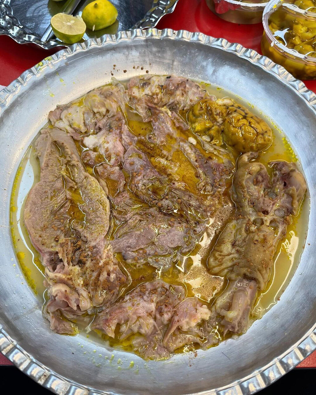 کلهپاچهخوری سفیر نروژ در تهران در آخرین روز کاری | تصاویر