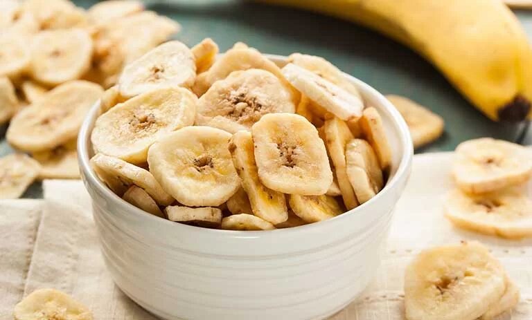 ۸ میوه معجزهگر برای رشد سریع مو