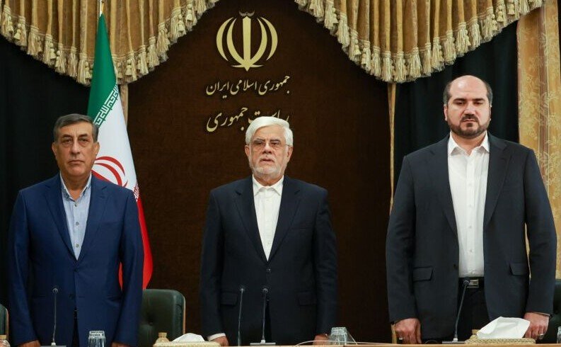 معارفه قائم پناه با حضور عارف برگزار شد+ عکس