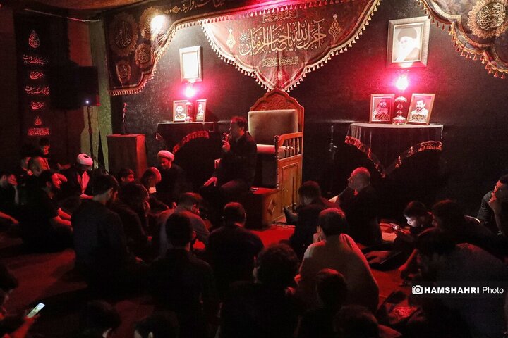 شب سوم مراسم عزاداری دهه اول ماه صفر | تکریم از خانواده شهید مدافع حرم