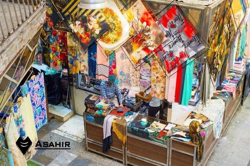 یک بازار بزرگ و دهها بازارچه کوچک