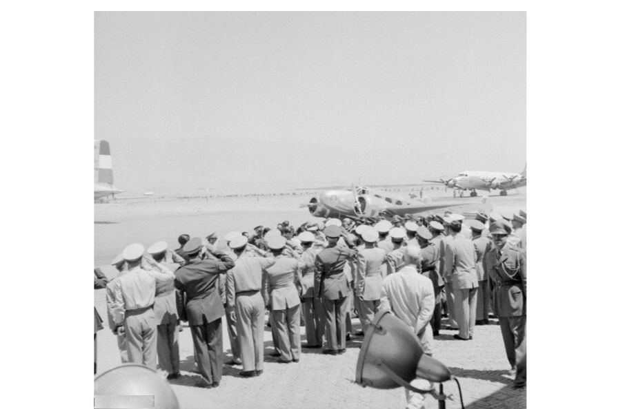 تلگرام زاهدی به شاه در عصر ۲۸ مرداد از تهران کودتازده |  برگرد، شهر امن و امان است