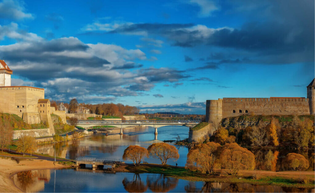 زیباترین و منحصر به فردترین مرزهای بین کشورهای جهان | ببینید