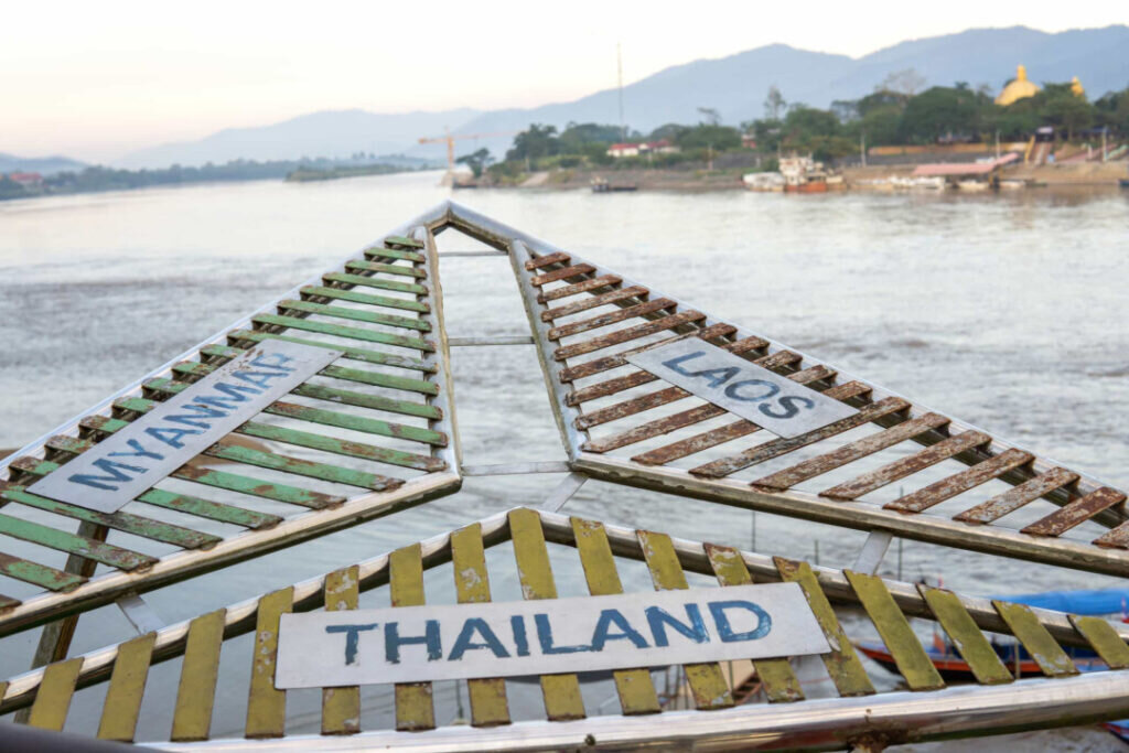 زیباترین و منحصر به فردترین مرزهای بین کشورهای جهان | ببینید