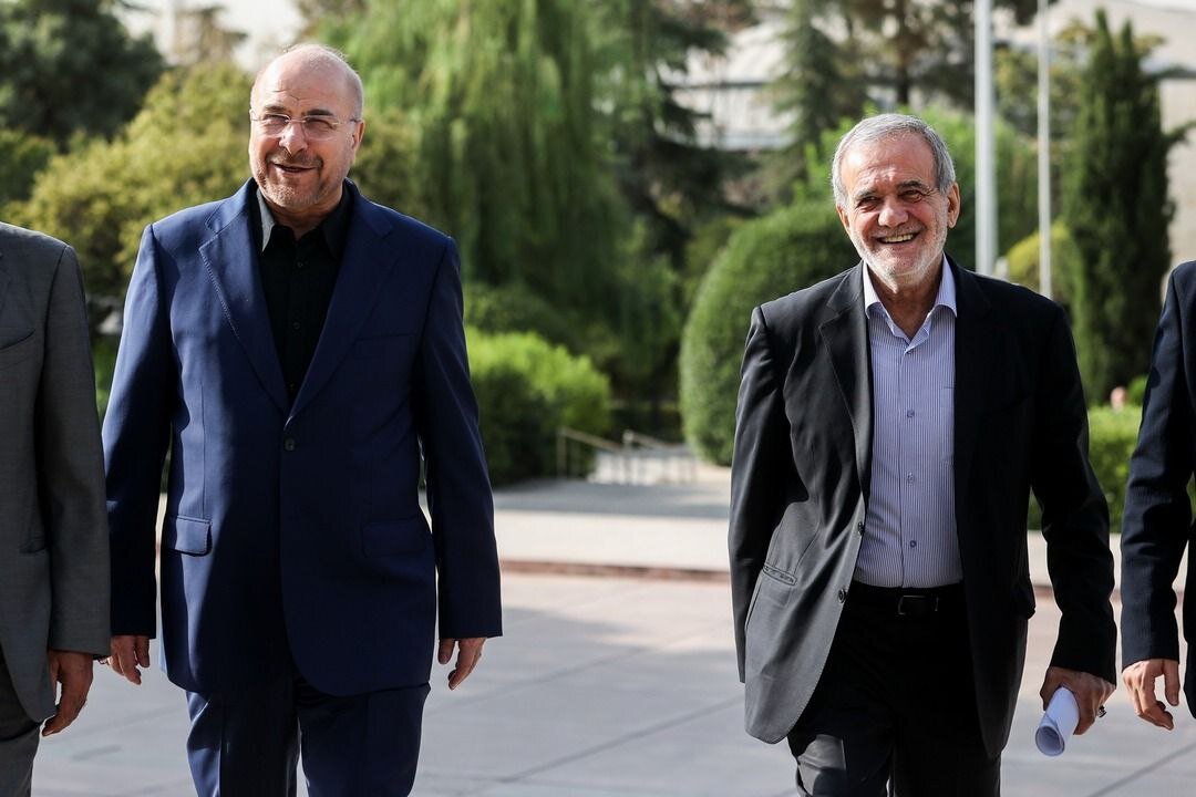 لحظه به لحظه از دومین جلسه بررسی صلاحیت کابینه | پزشکیان: هنگامی که کسی جرات نداشت، از این حرفها بزند، من از این حرفها زدم ...