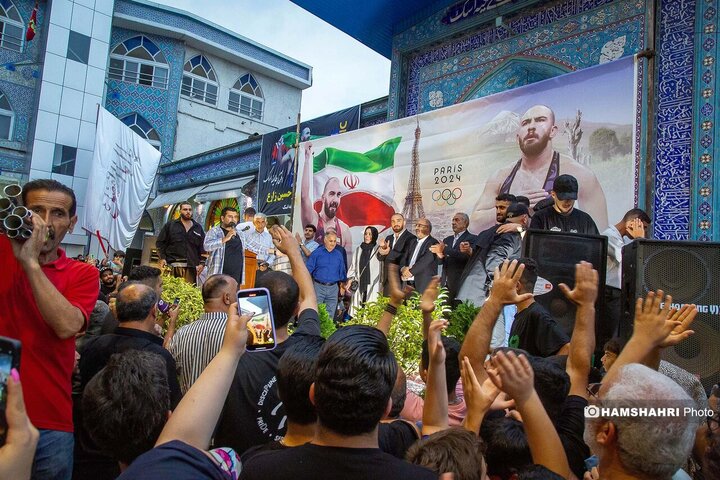 استقبال بی نظیر از امیرحسین زارع در زادگاهش | تصاویر