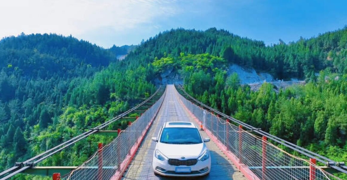 ترسناکترین پل معلق دنیا | تصاویر