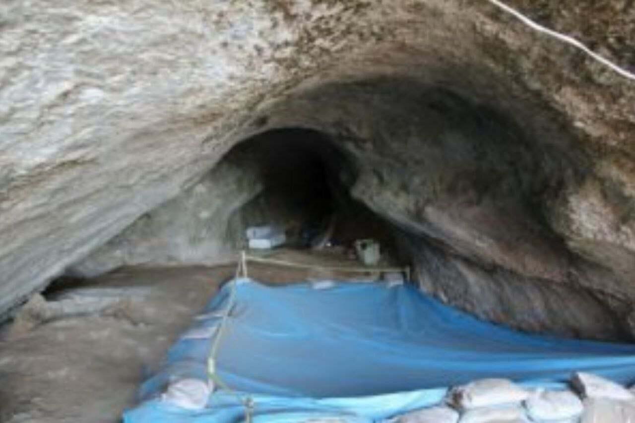 کشف دندان ۱۸۰ هزار ساله در غار قلعهکرد | تصاویر