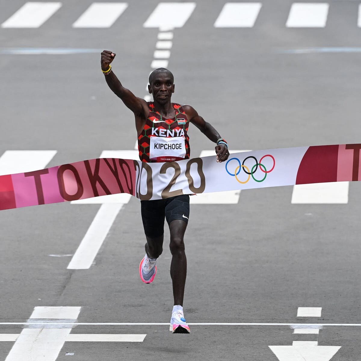 بدقواره ترین تندیسهای ساخته شده از آدمهای مشهور جهان