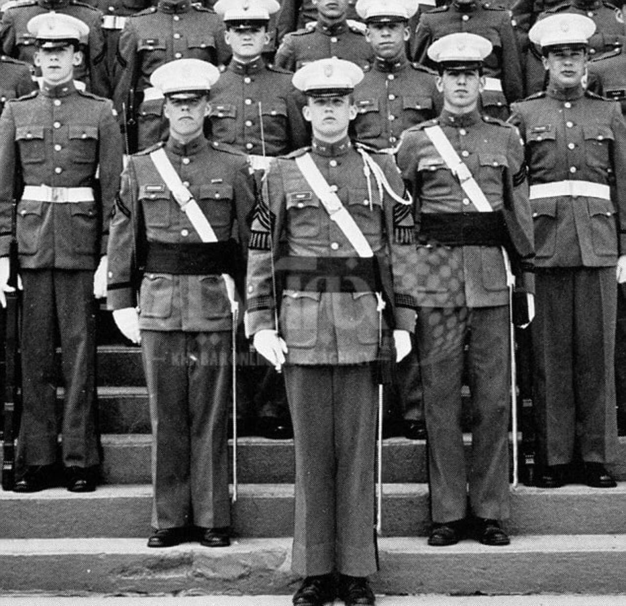 ترامپ در لباس نظامی؛ سند برای ادعای دونالد؟ | عکس