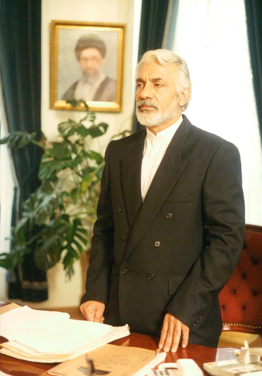 فداکاری بزرگی که حسین خانیبیک در دوران کاریاش انجام داد