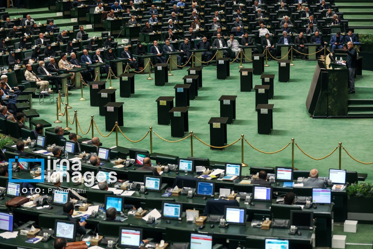 همه اتفاق هایی که در آخرین جلسه بررسی صلاحیت وزرای پیشنهادی دولت افتاد | لحظه مهم شمارس آرا توسط نمایندگان | تصاویر