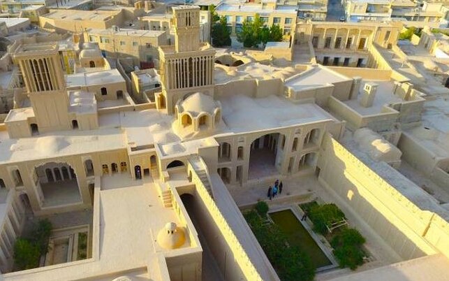 از خانه چاپ شده پشت اسکناس ۲ هزارتومانی چه می دانید؟ + تصاویر