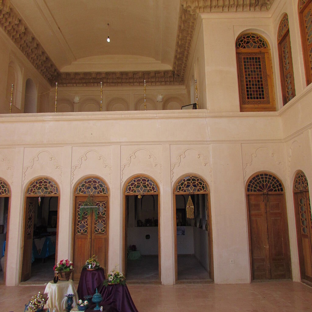 از خانه چاپ شده پشت اسکناس ۲ هزارتومانی چه می دانید؟ + تصاویر