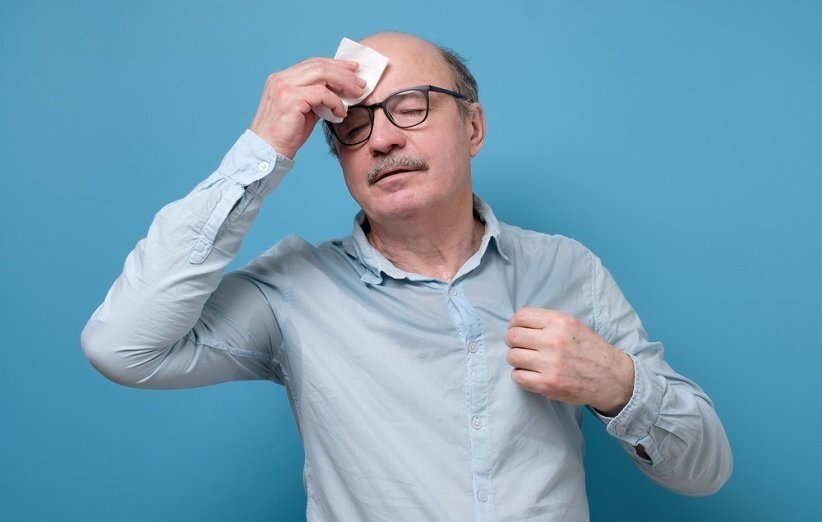 چطور کمتر عرق کنیم؟ | درمانهای خانگی برای رفع تعریق