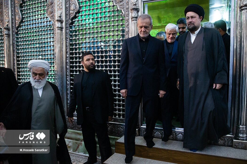از استقبال سیدحسن خمینی تا حضور بر مزار شهید رئیسی+ تصاویر | تجدید میثاق اعضای هیئت دولت با آرمانهای امام(ره)