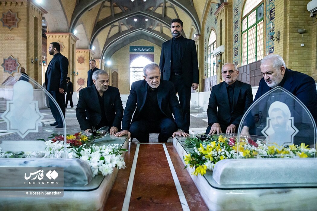از استقبال سیدحسن خمینی تا حضور بر مزار شهید رئیسی+ تصاویر | تجدید میثاق اعضای هیئت دولت با آرمانهای امام(ره)
