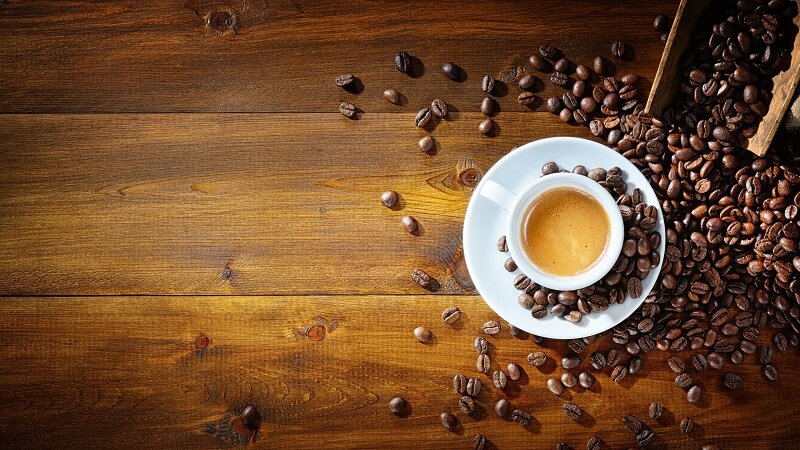 همه عوارض این نوشیدنی دوست داشتنی | چطور برخی بیشتر قهوه میخورند و برخی کمتر؟