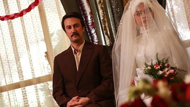 تصاویر شاهرخ استخری و سوگل خلیق در یک سریال پرمخاطب در تلویزیونی