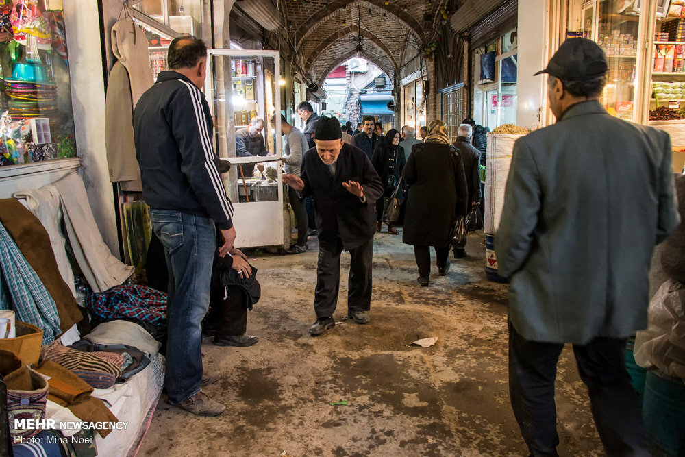 این بازاری به ترازوی عدالت تبریز معروف است | العالم هم به سراغ این پیرمرد چای فروش آمد