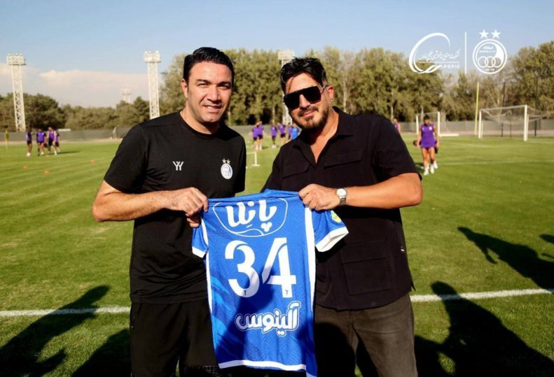 بازیگران استقلالی در تمرین آبی پوشان + تصاویر ؛ از هادی حجازیفر تا نیما شاهرخ شاهی